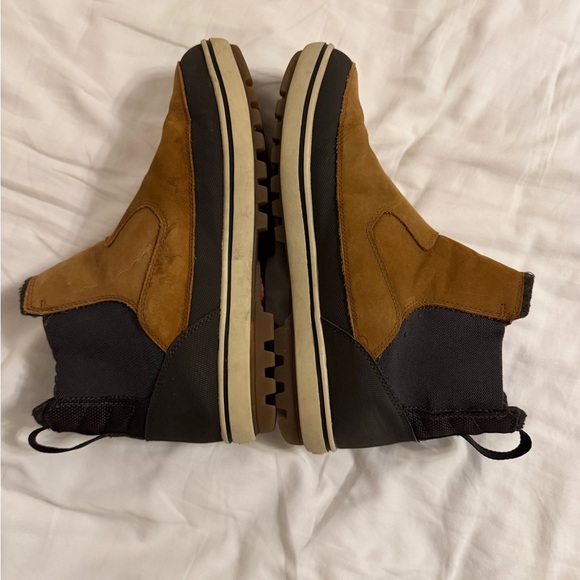 Helly Hansen men’s snow boots size 8.5 - Picture 4 of 6